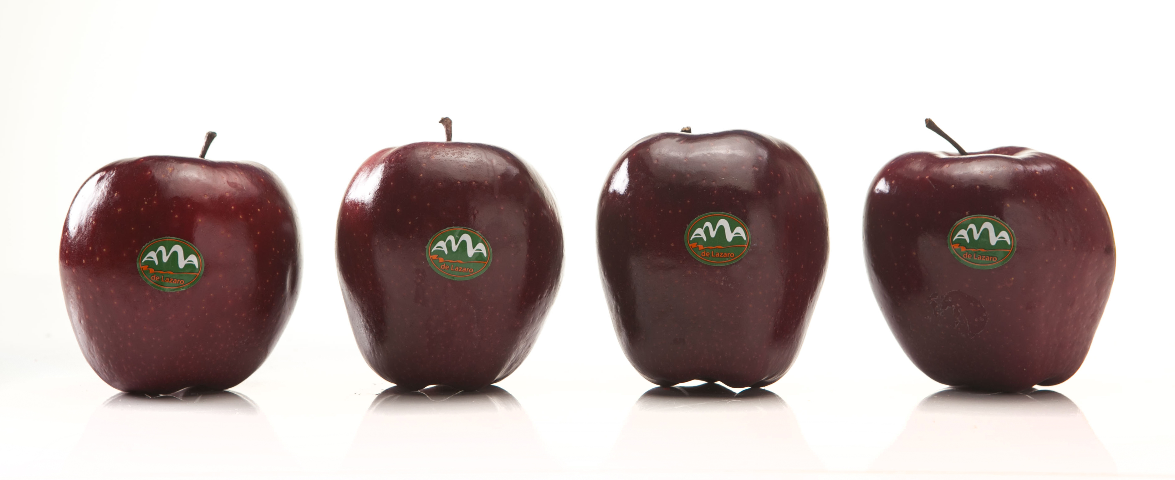 Snowwhite apples – 100 % red color